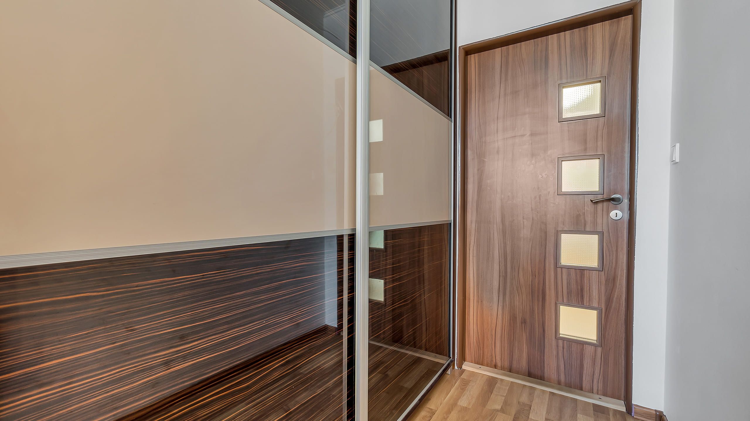 Prostorný byt 3+KK se sklepem v Jeřicích u Hořic -5