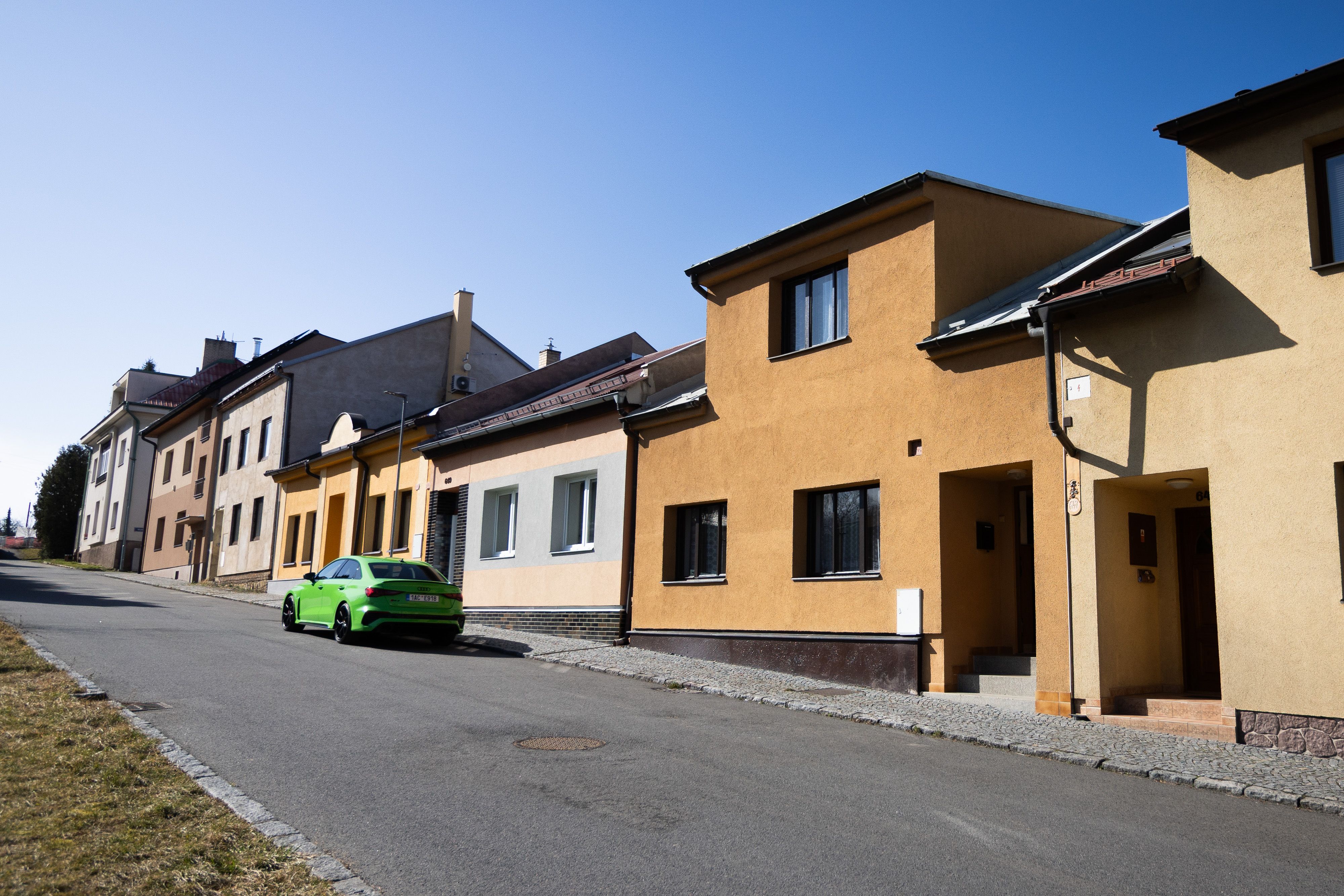 Řadový rodinný dům ve městě Skuteč-1