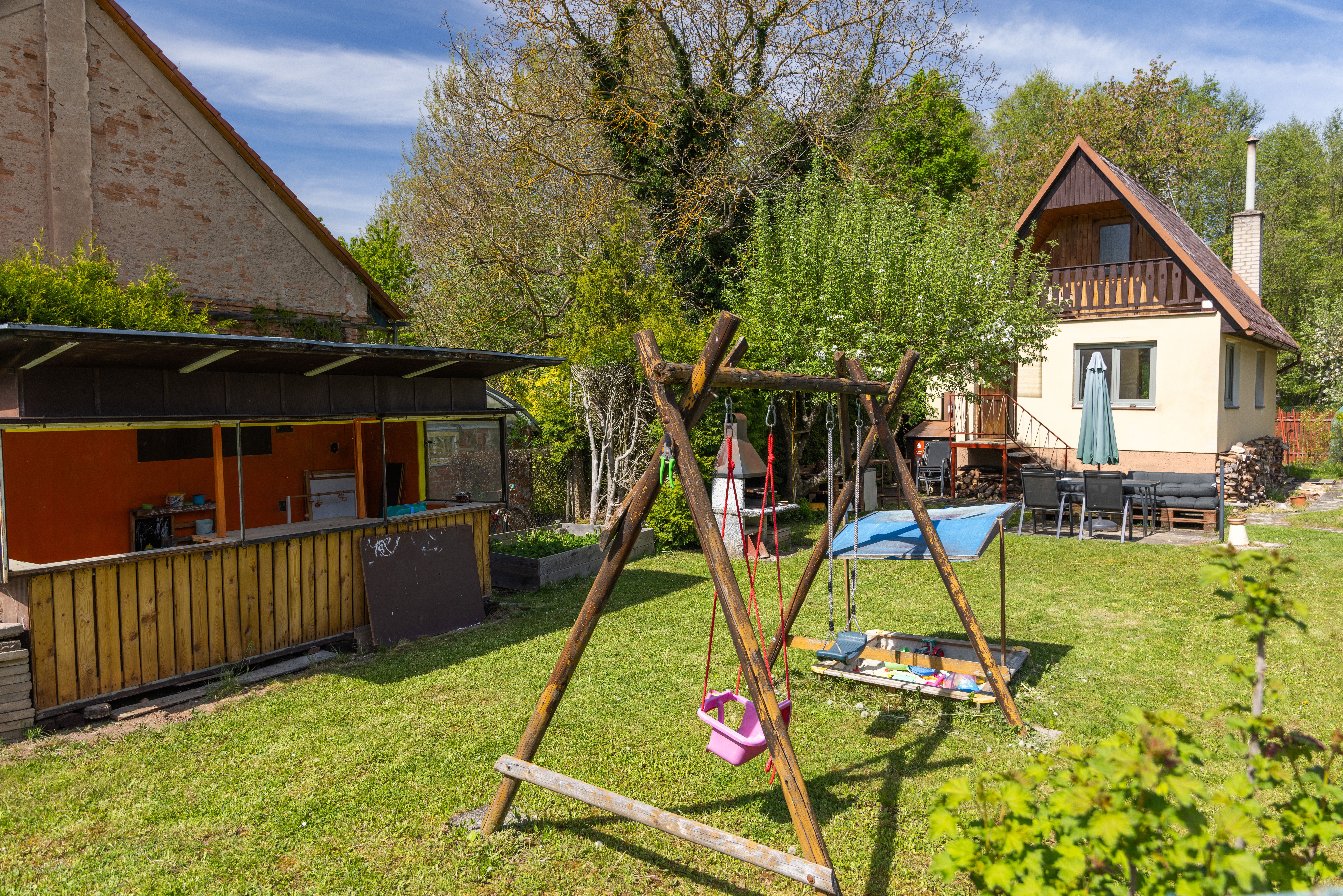 Krásná chata v Jeníkovicích poblíž Hradce Králové-3