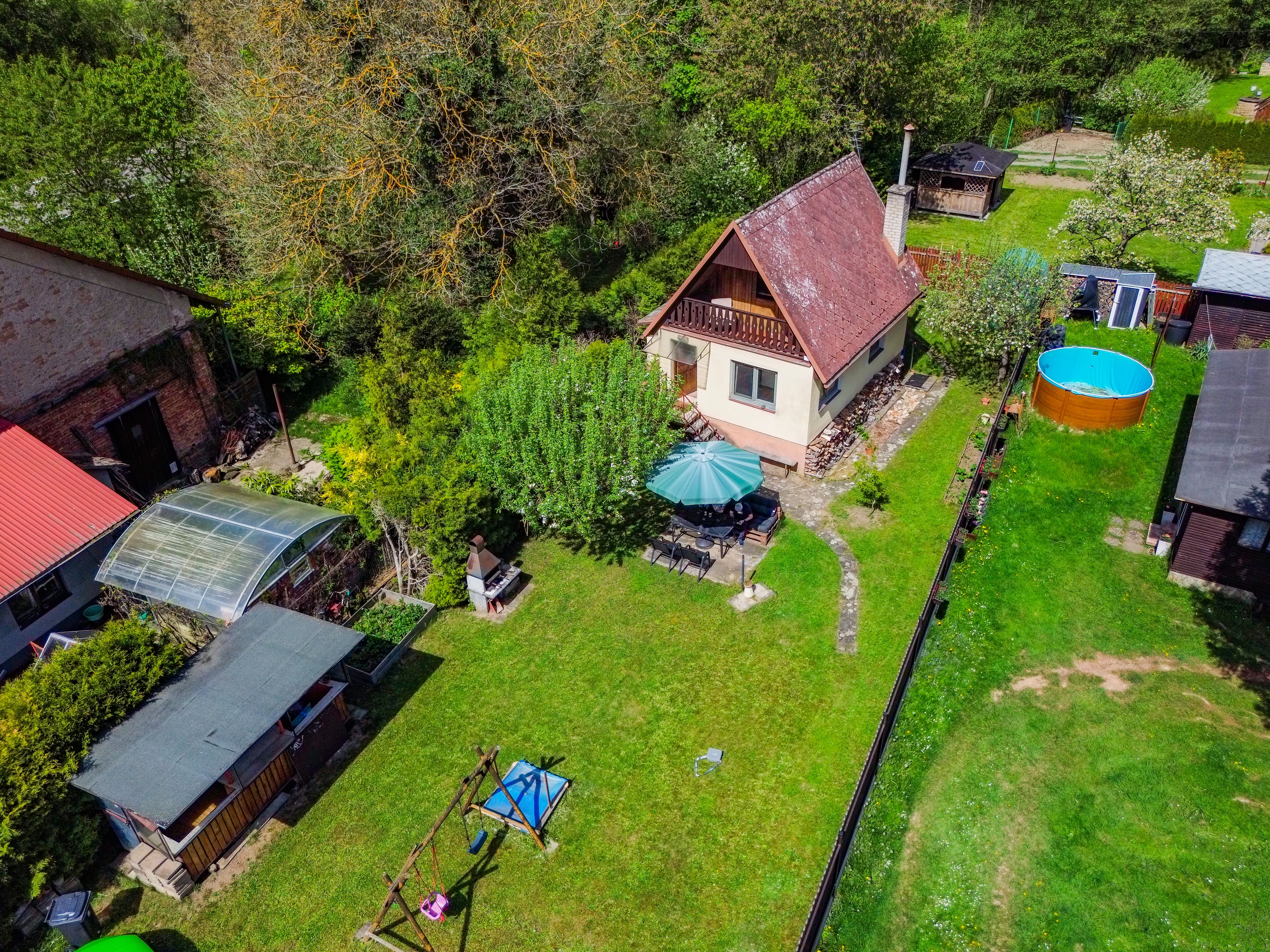 Krásná chata v Jeníkovicích poblíž Hradce Králové-1