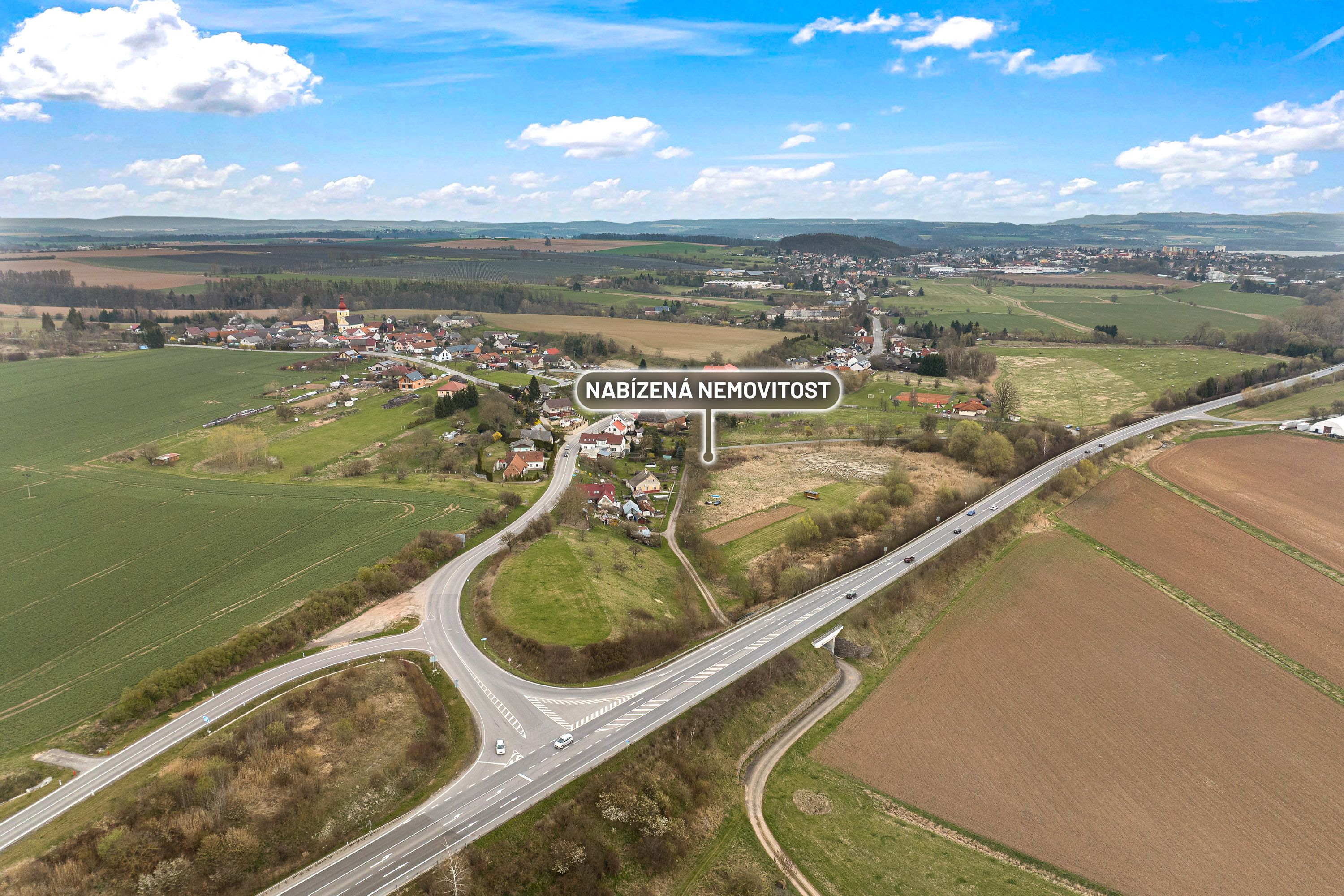 Stavební pozemek ve Velkém Třebešově poblíž nádrže Rozkoš